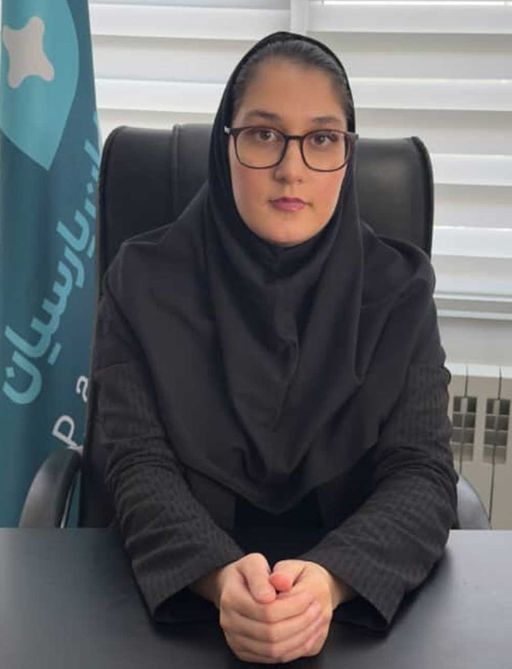 درباره ما 13 خانم الوندی